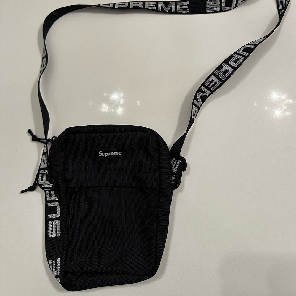 supreme shoulder bag ss18